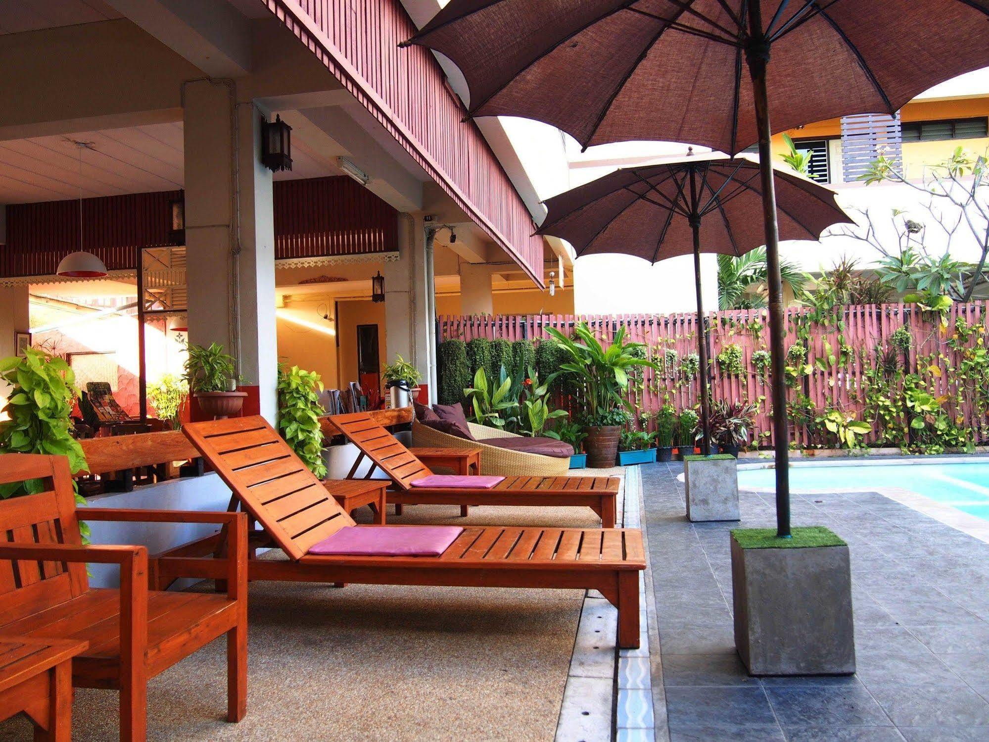Phusiri Place Chiang Mai Esterno foto